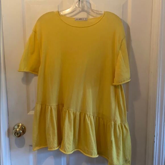 Zara M short sleeve yellow top - Picture 1 of 6